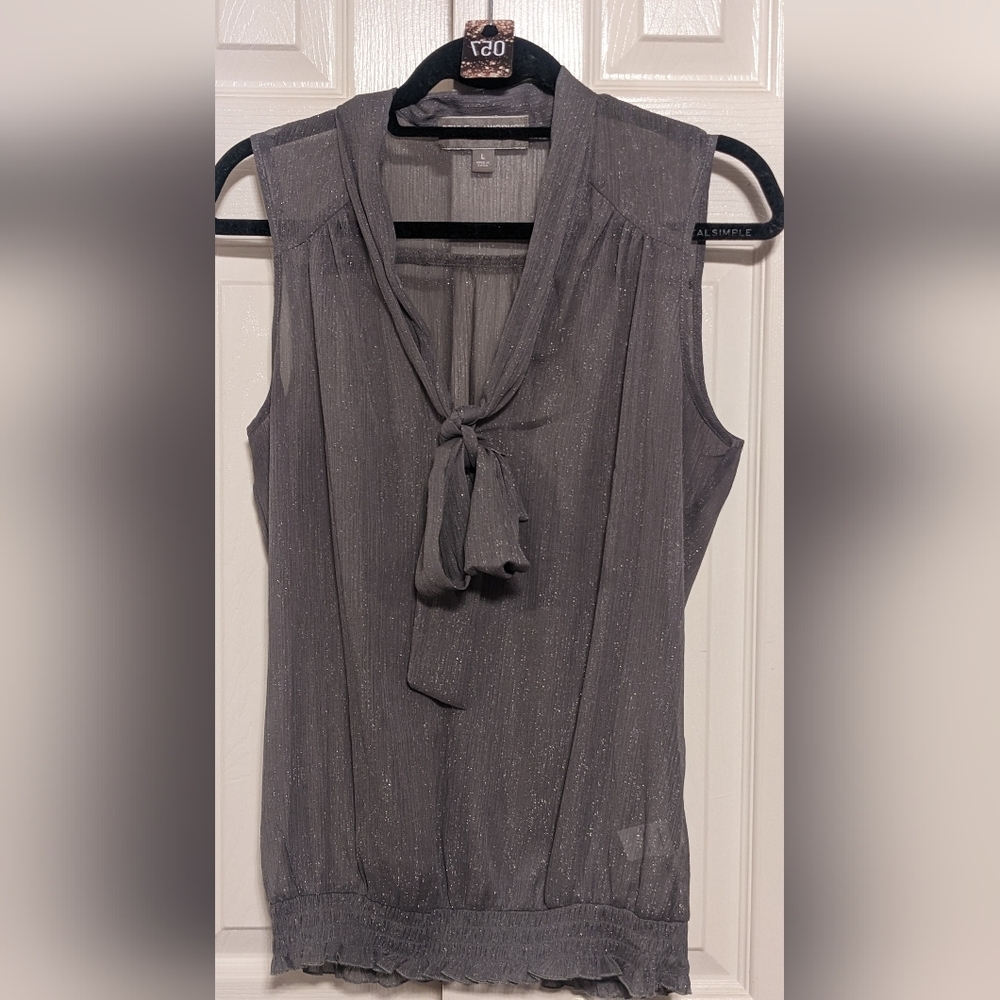 5/$25 Vanity Gray Sleeveless Top With Metallic Silver Threading